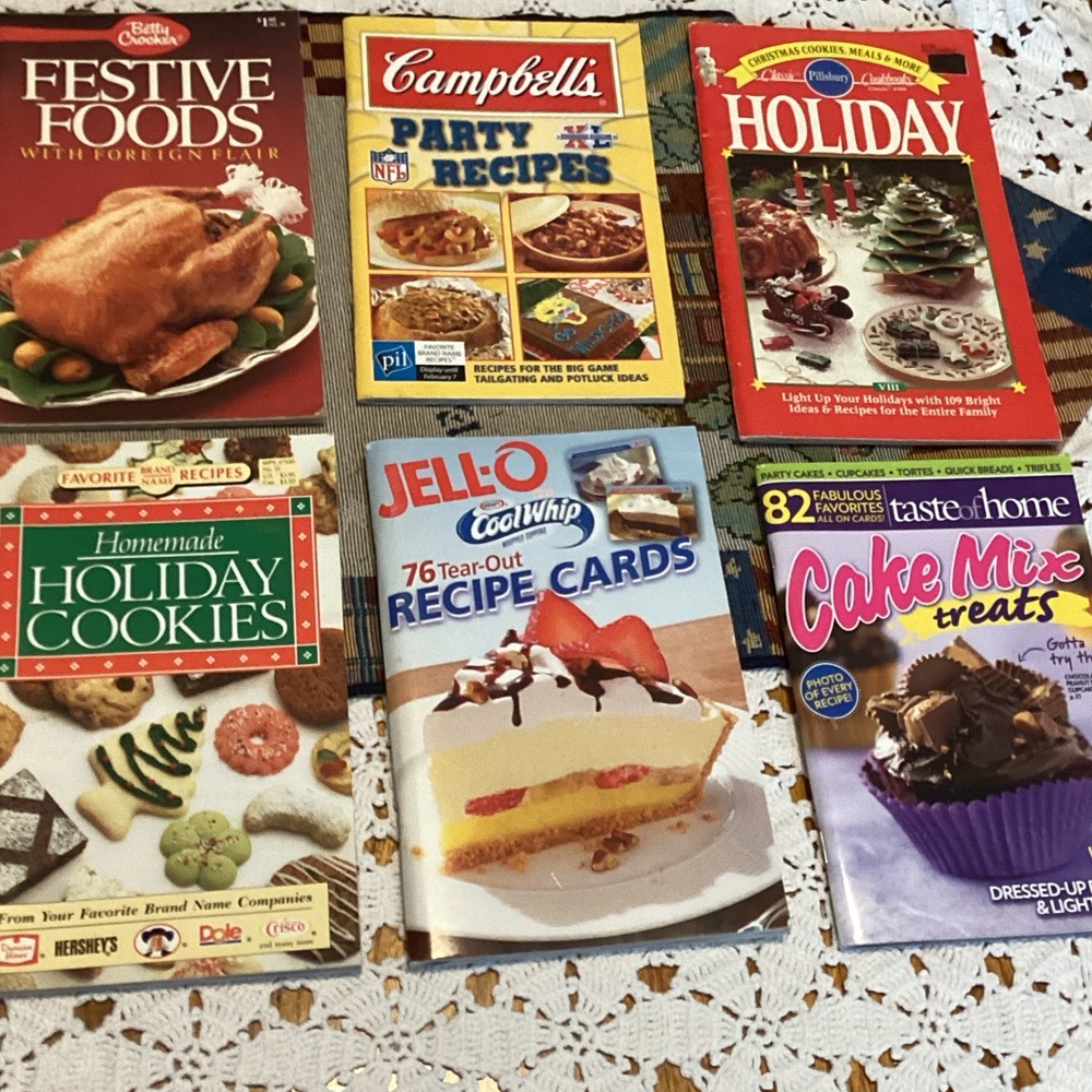 and Jell-O Recipe Book Set